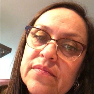 Meet your Posher, Veronica